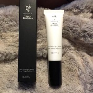 Younique Touch Glorious face primer